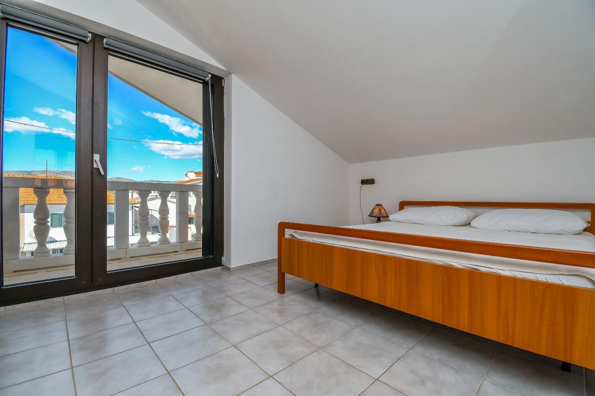 Apartments Anna Trogir Extérieur photo