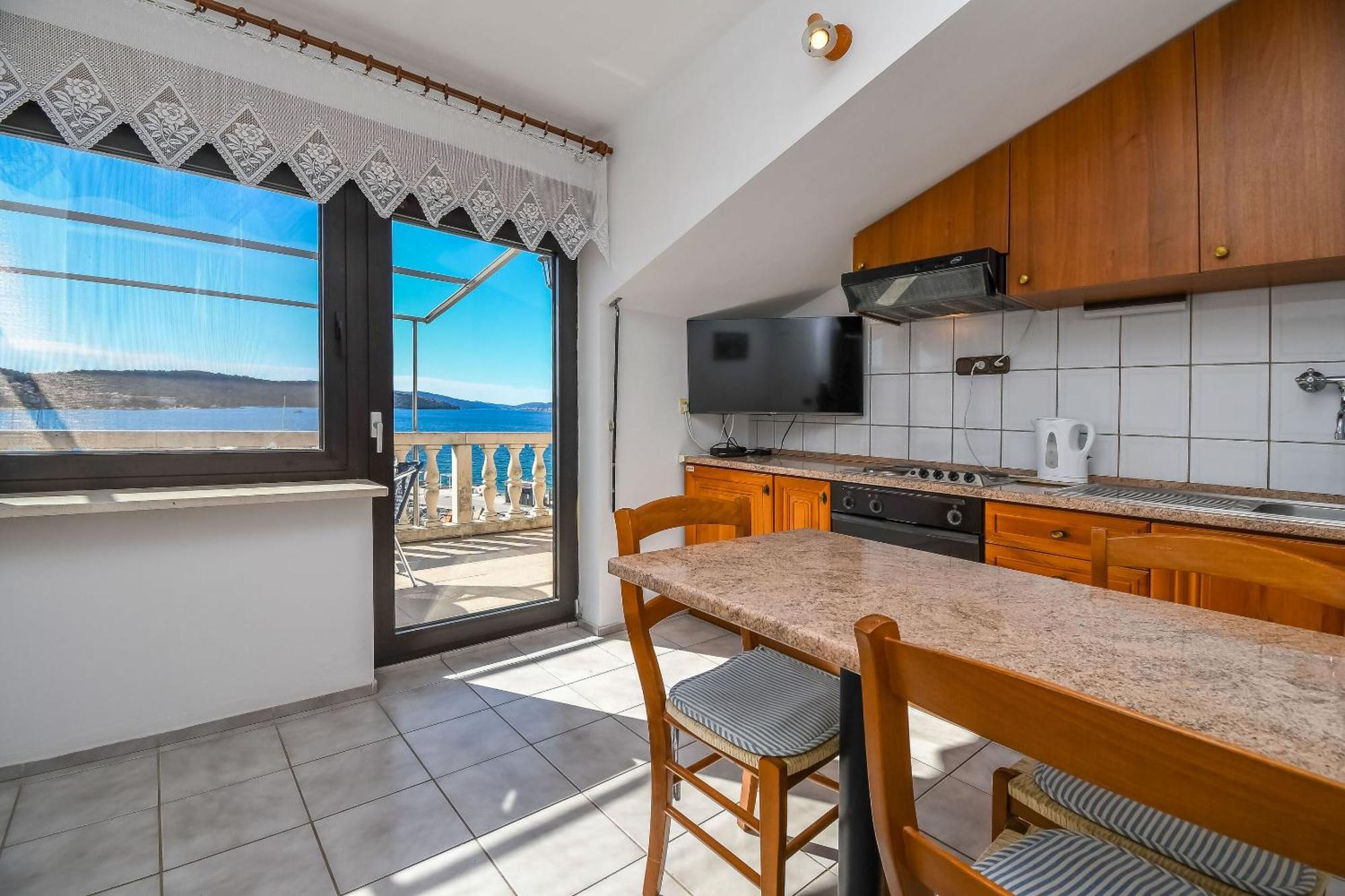 Apartments Anna Trogir Extérieur photo