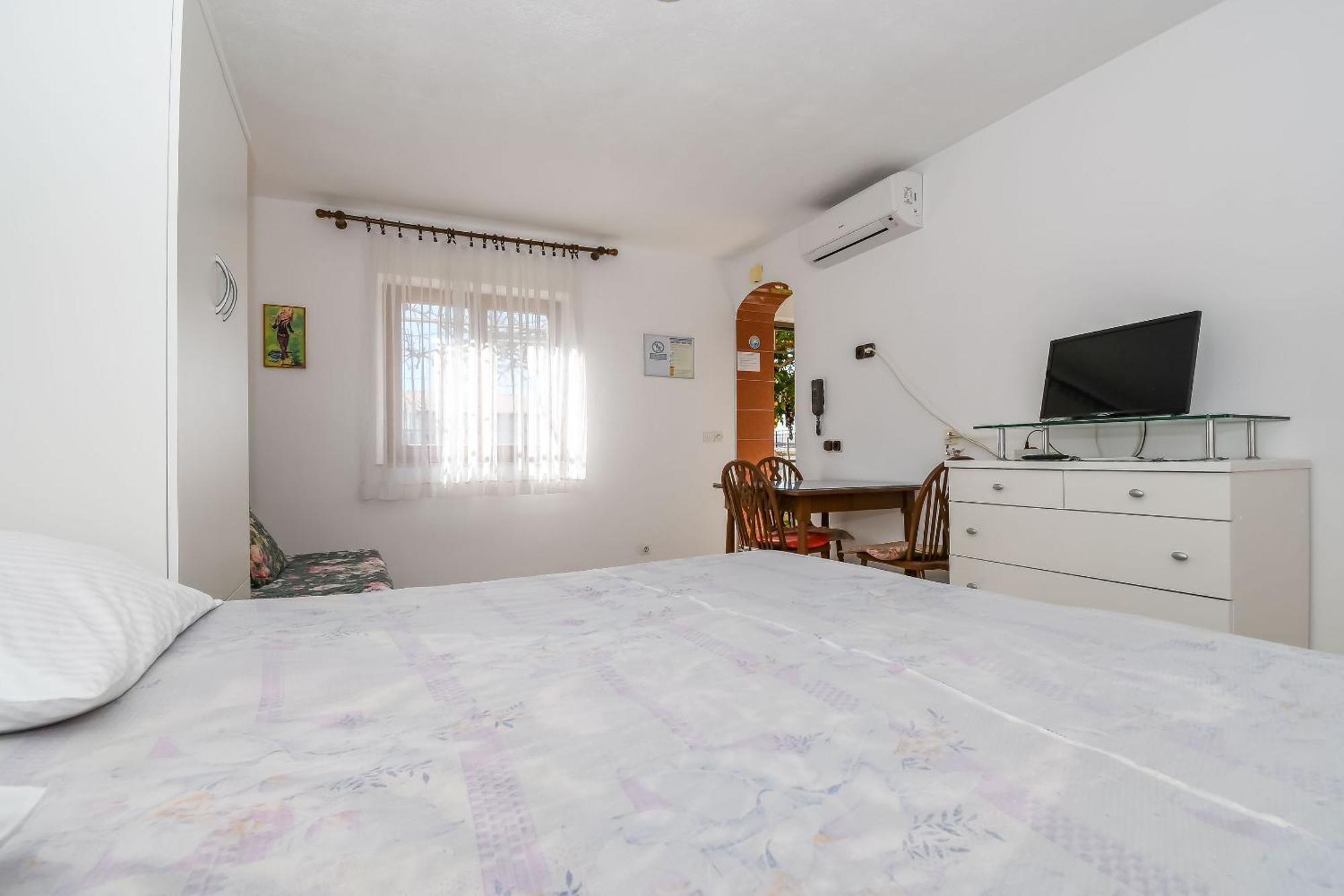 Apartments Anna Trogir Extérieur photo